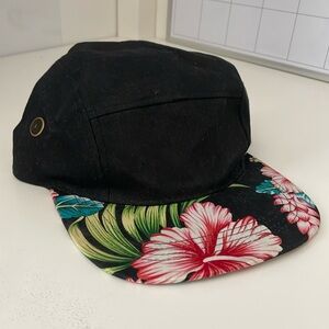 Aldo 5 panel strap back